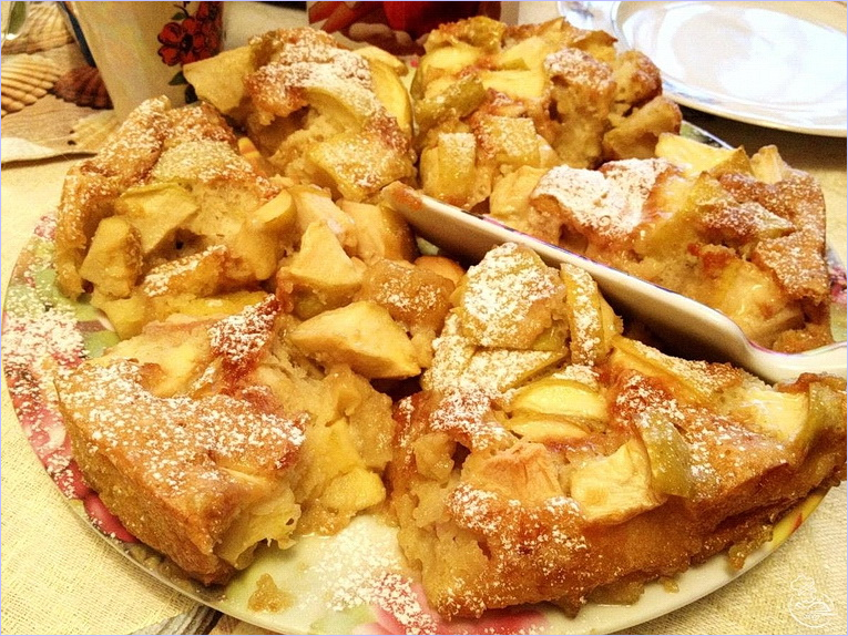 Шарлотка с яблоками 2